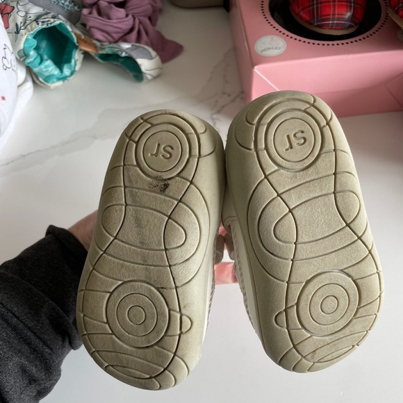 StrideRite Size 4 Sandals - Picture 2 of 2